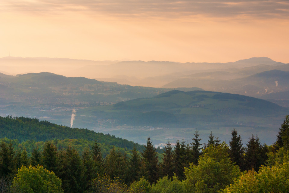 Blick vom Mückenberg (Komáří hůrka) auf das Böhmische Mittelgebirge