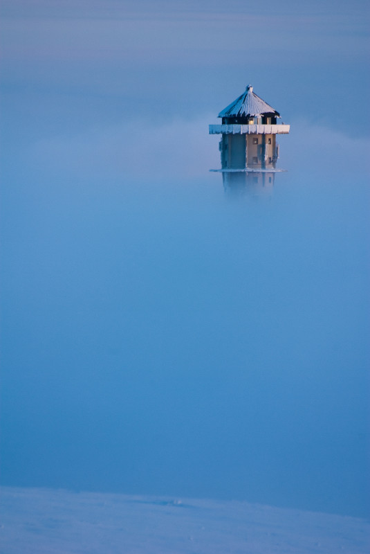 Feldbergturm an der Neblegrenze