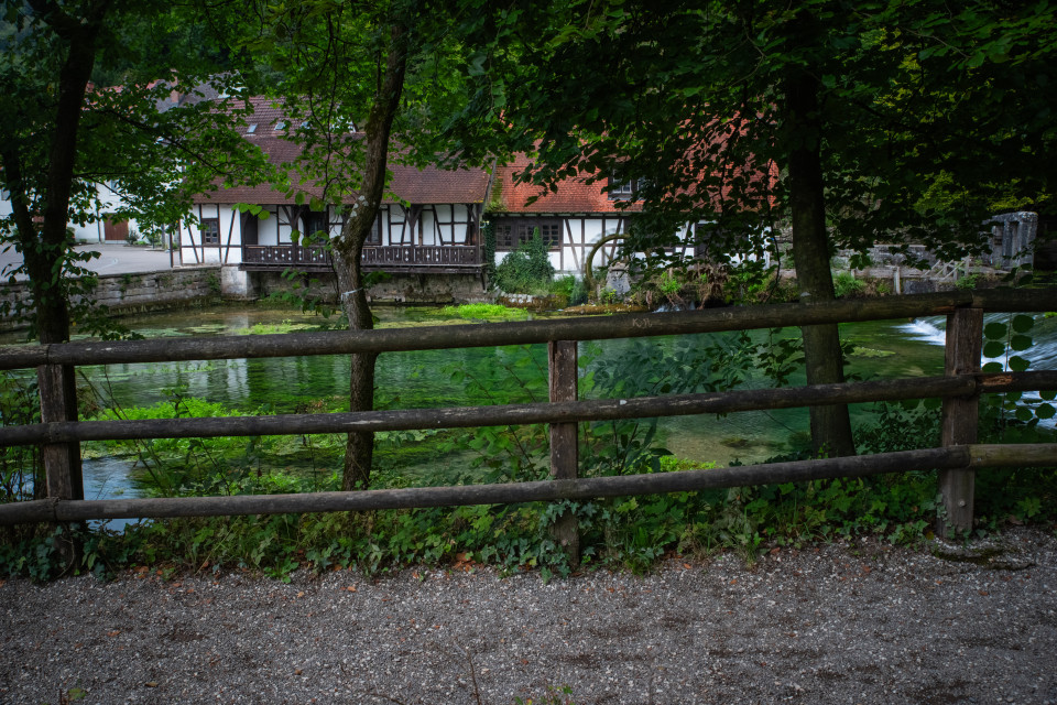 Am Blautopf vor dem Umbau