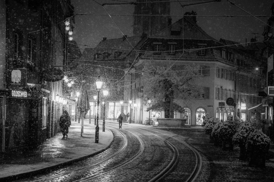 Schneefall in Freiburg (Oberlinden)