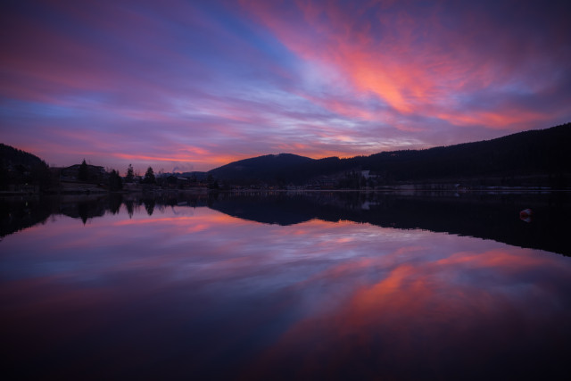 Morgenrot über dem Titisee